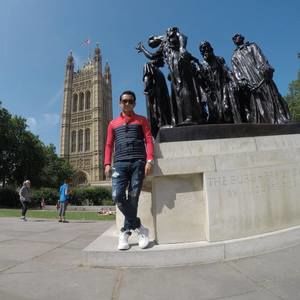 Meet your Posher, Ramiro